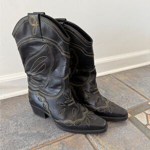 GANNI Black Western Cowboy Boots with Embroidered Design